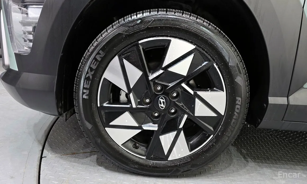 Hyundai Kona 2023 Premium