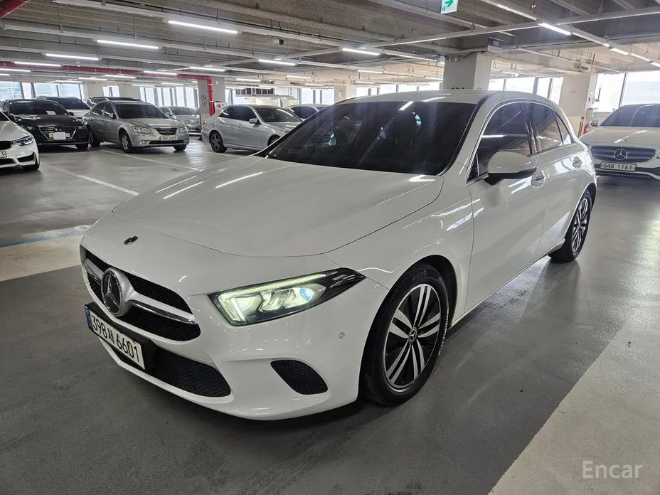 Mercedes-Benz A-Class 2019 A220 Hatchback