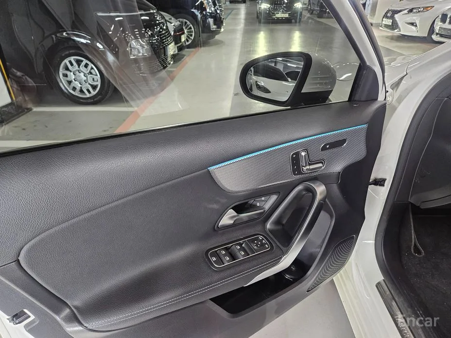 Mercedes-Benz A-Class 2019 A220 Hatchback