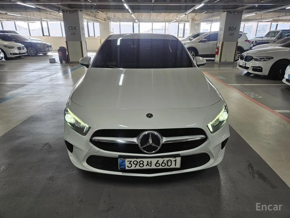 Mercedes-Benz A-Class 2019 A220 Hatchback