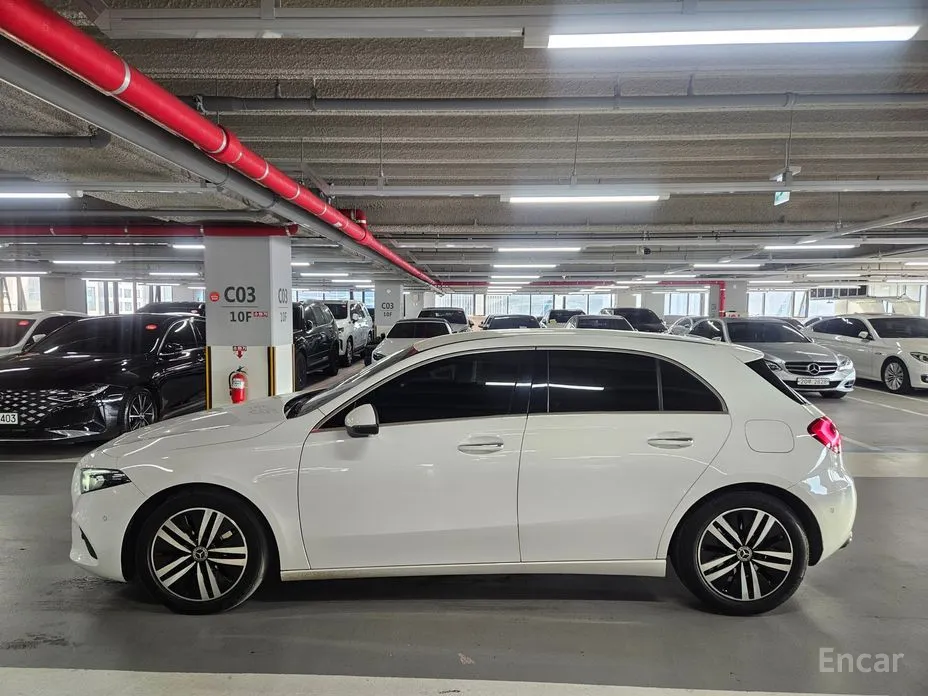 Mercedes-Benz A-Class 2019 A220 Hatchback