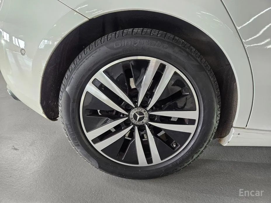 Mercedes-Benz A-Class 2019 A220 Hatchback