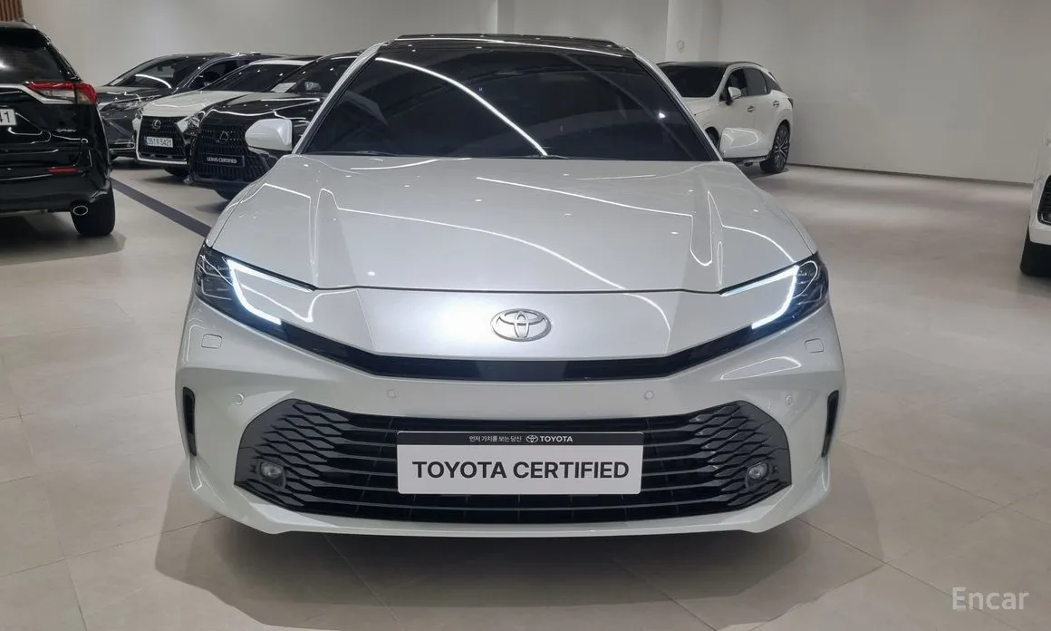 Toyota Camry 2024 2.5 XLE Premium Hybrid