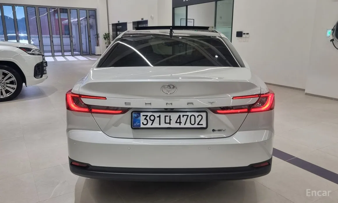 Toyota Camry 2024 2.5 XLE Premium Hybrid