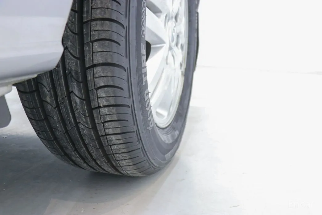 Hyundai Starex 2017 Van 3-Seater