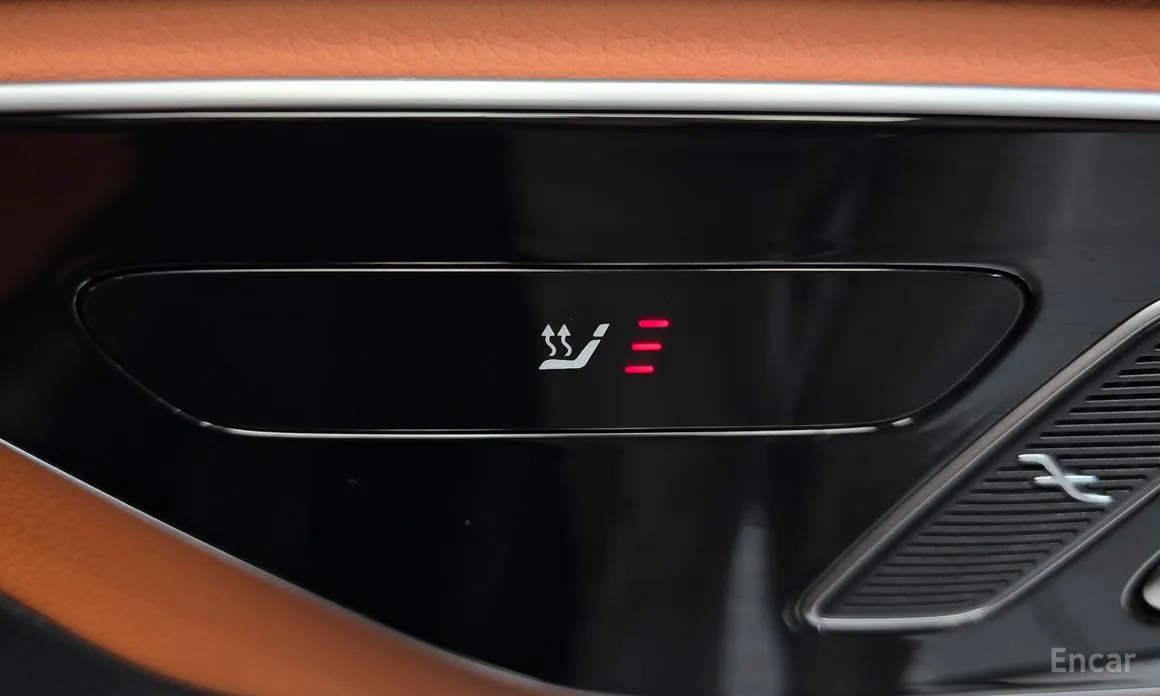 Mercedes-Benz GLC-Class 2023 GLC300 4MATIC AMG Line