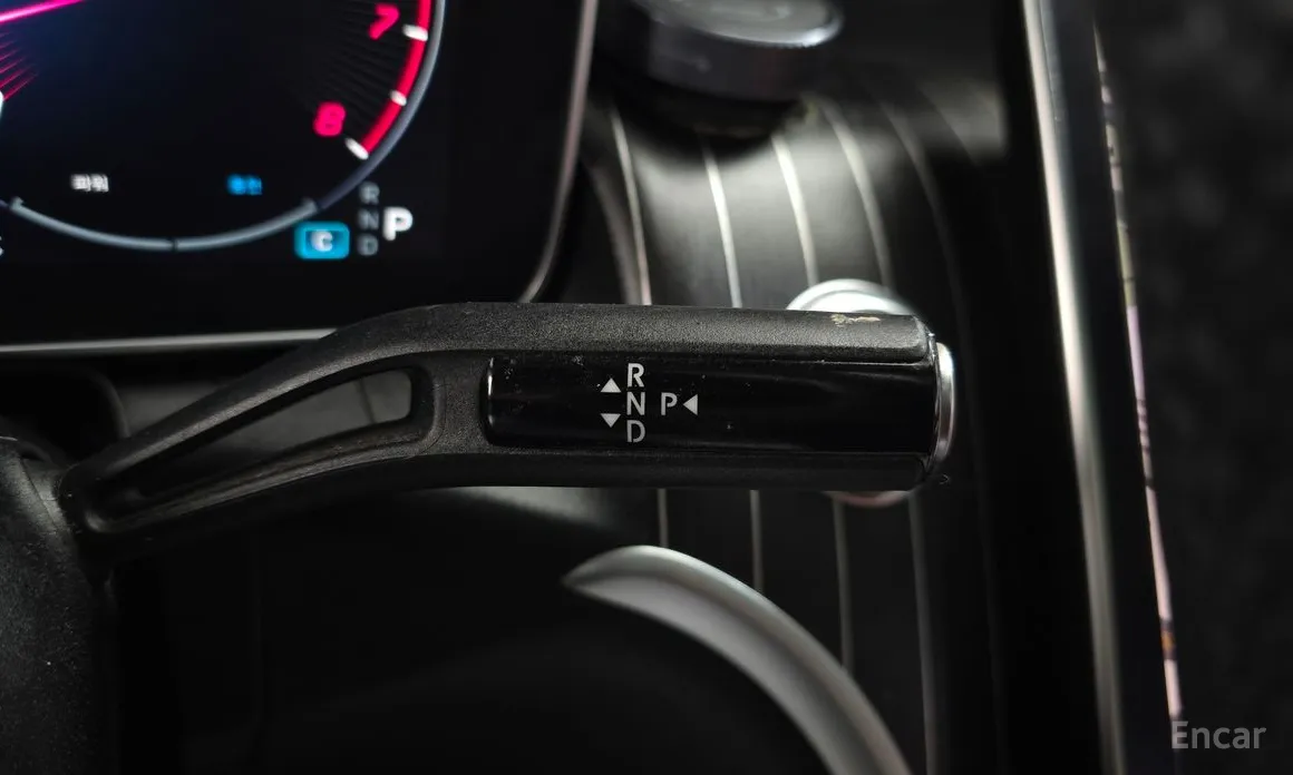 Mercedes-Benz GLC-Class 2023 GLC300 4MATIC AMG Line