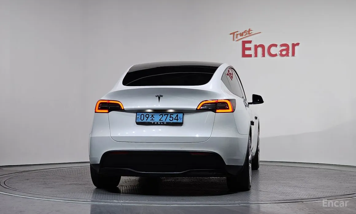 Tesla Model Y 2020 Standard Range
