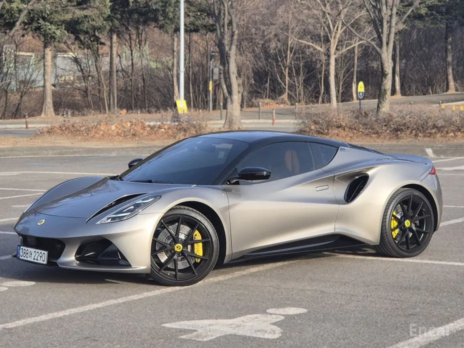 Lotus Emira 2021 3.5
