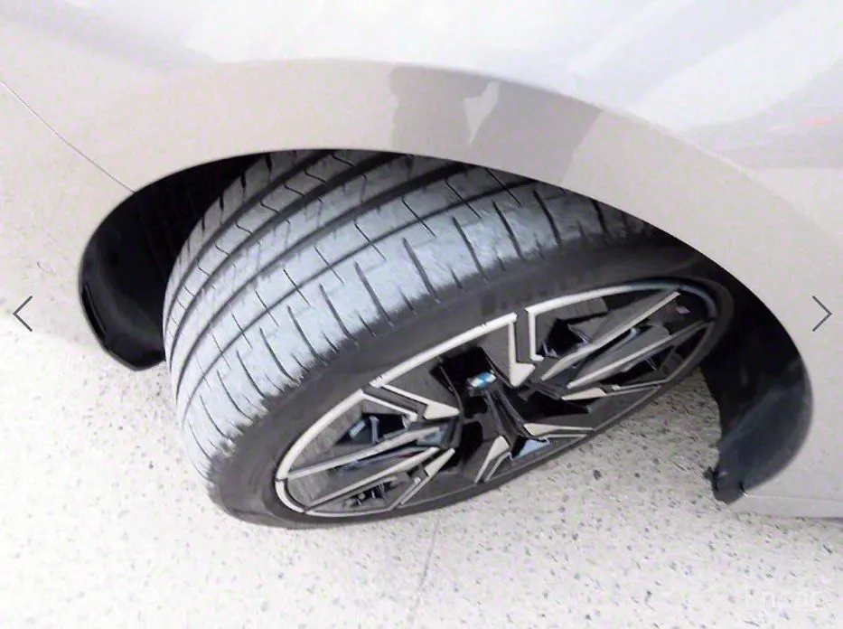 BMW i7 2022 M70 xDrive