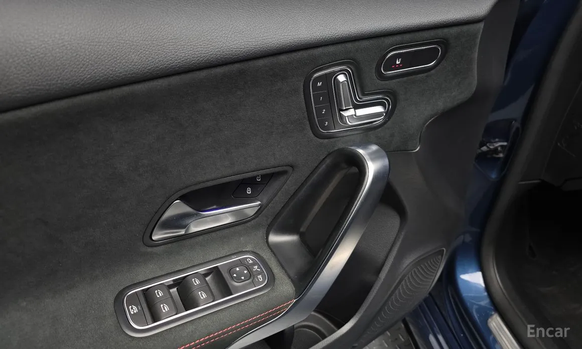 Mercedes-Benz A-Class 2019 AMG A45 4MAITC+ Hatchback