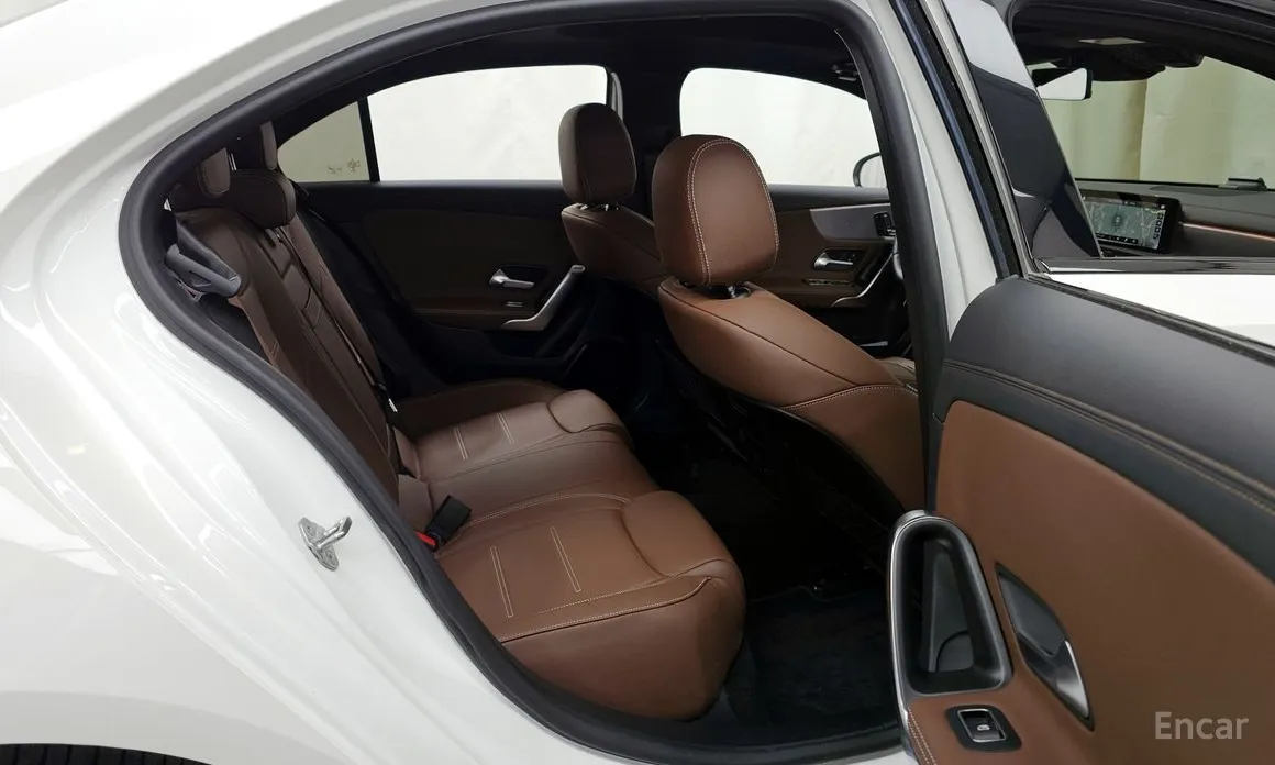 Mercedes-Benz A-Class 2019 AMG A35 4MATIC Sedan