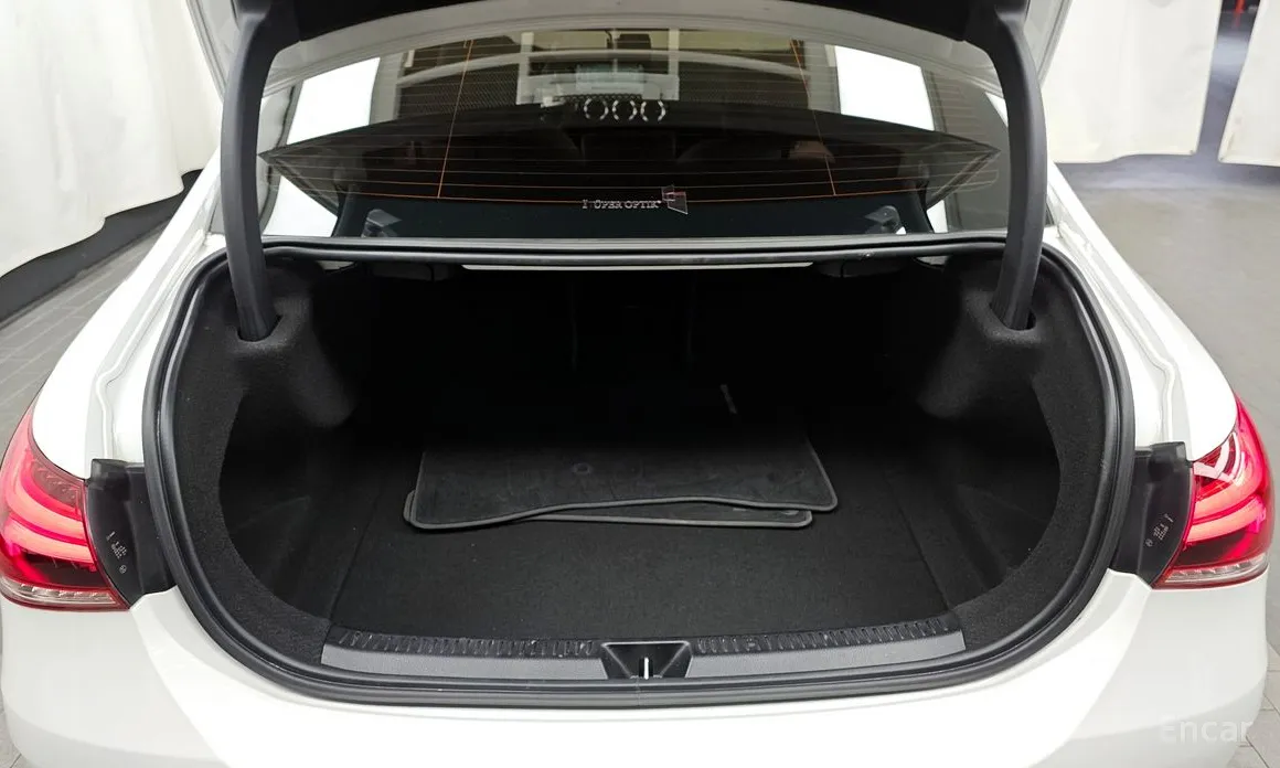 Mercedes-Benz A-Class 2019 AMG A35 4MATIC Sedan