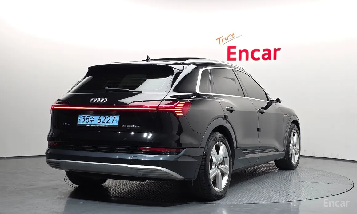 Audi e-tron 2020 50 Quattro
