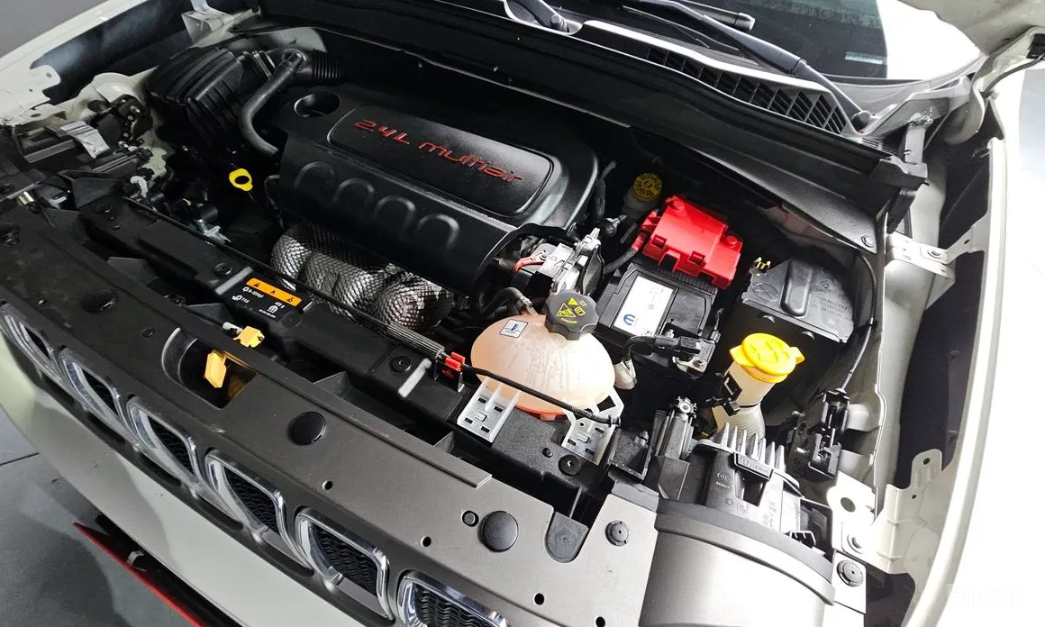 Jeep Renegade 2015 2.4 Limited AWD