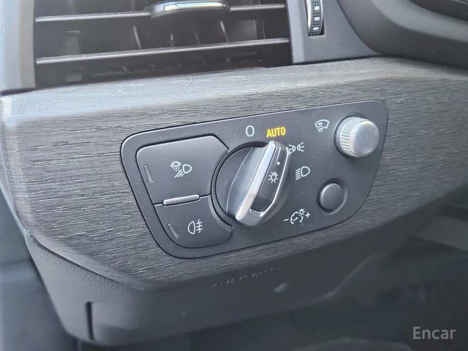 Audi A4 2016 40 TFSI Premium