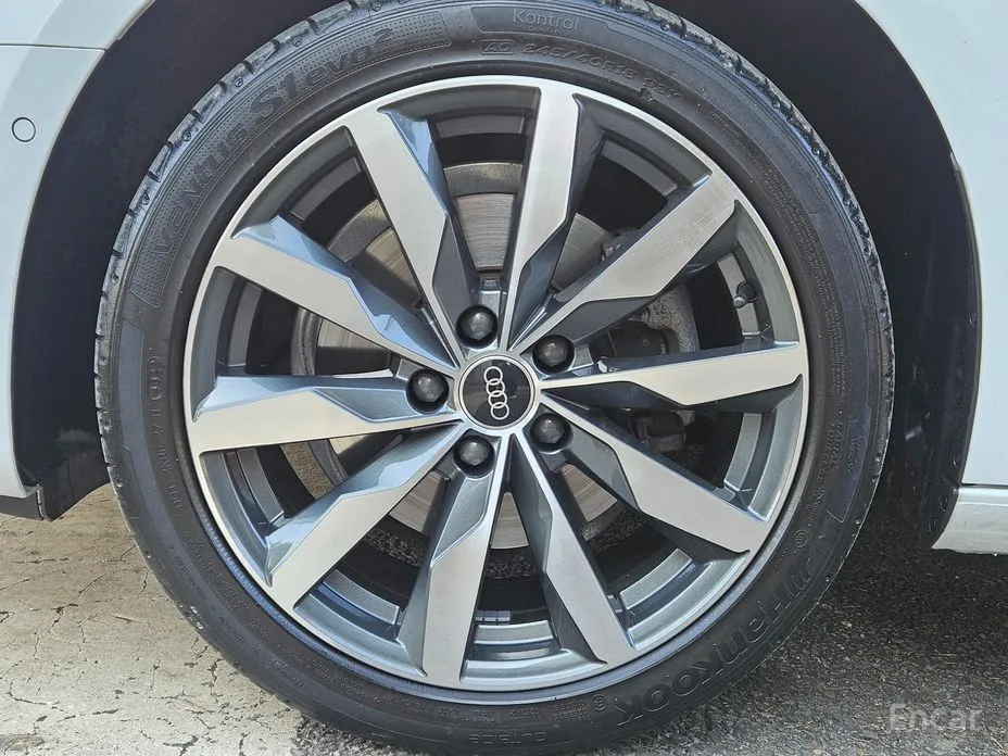 Audi A4 2016 40 TFSI Premium