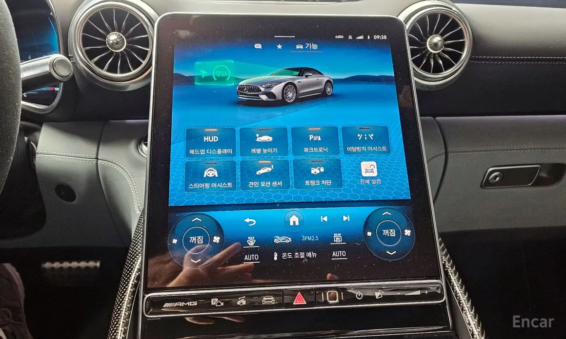 Mercedes-Benz SL-Class 2023 AMG SL63 4MATIC+ Performance