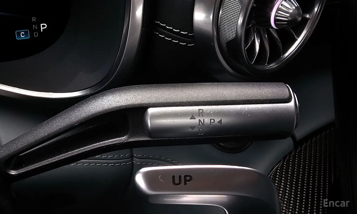 Mercedes-Benz SL-Class 2023 AMG SL63 4MATIC+ Performance