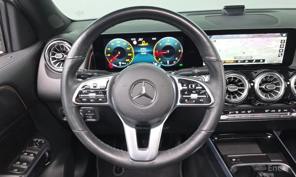 Mercedes-Benz GLB-Class 2020 GLB200 d