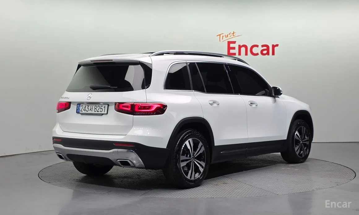 Mercedes-Benz GLB-Class 2020 GLB200 d