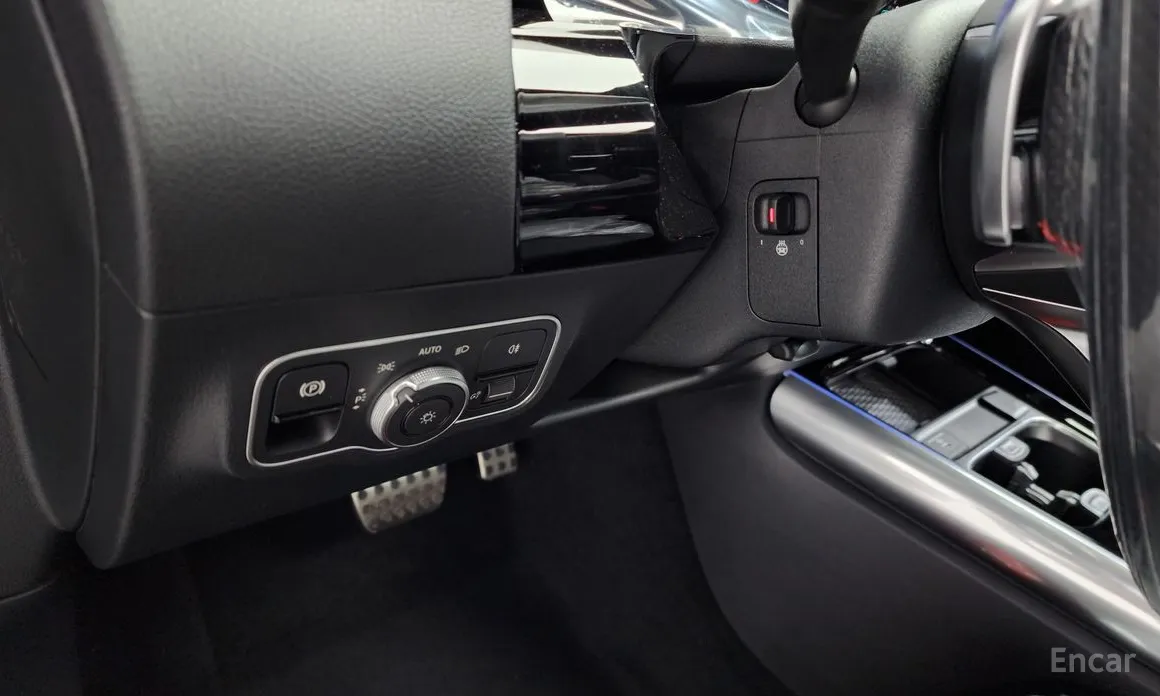 Mercedes-Benz GLA-Class 2020 GLA250 4MATIC