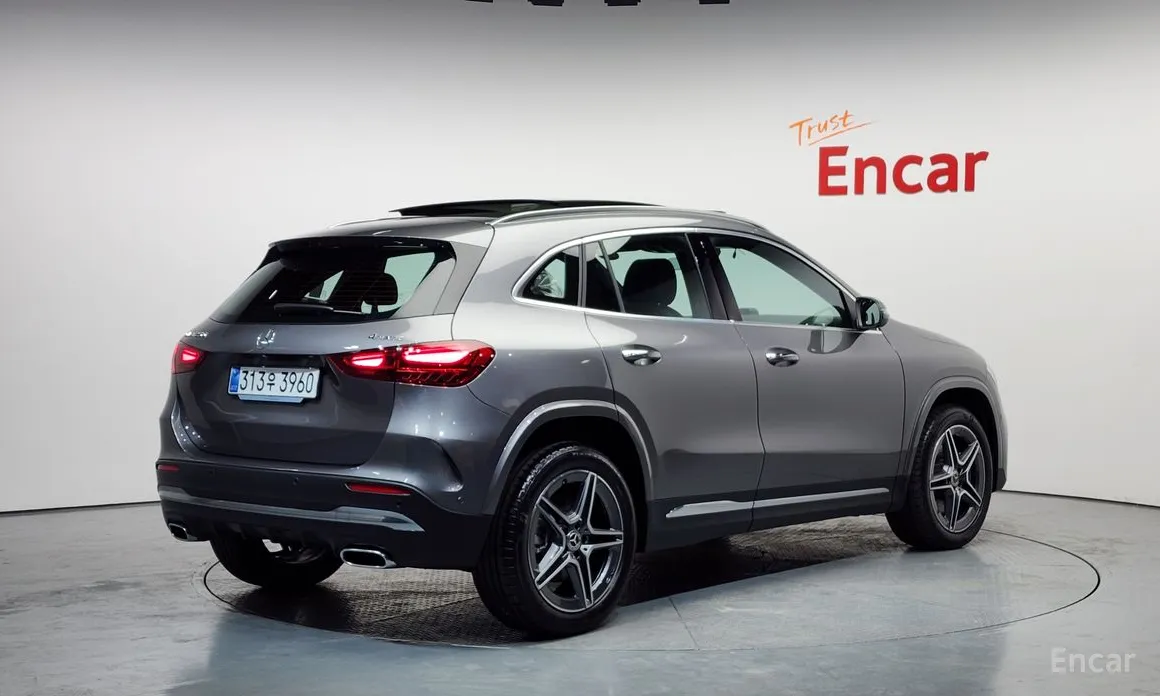 Mercedes-Benz GLA-Class 2020 GLA250 4MATIC