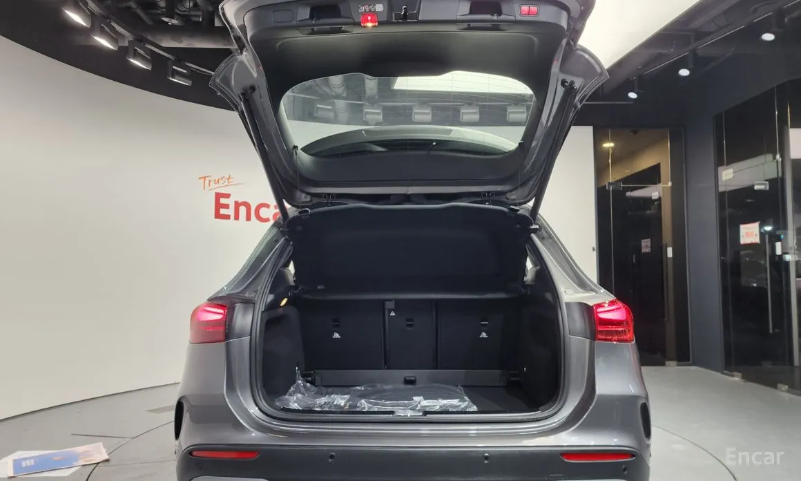 Mercedes-Benz GLA-Class 2020 GLA250 4MATIC