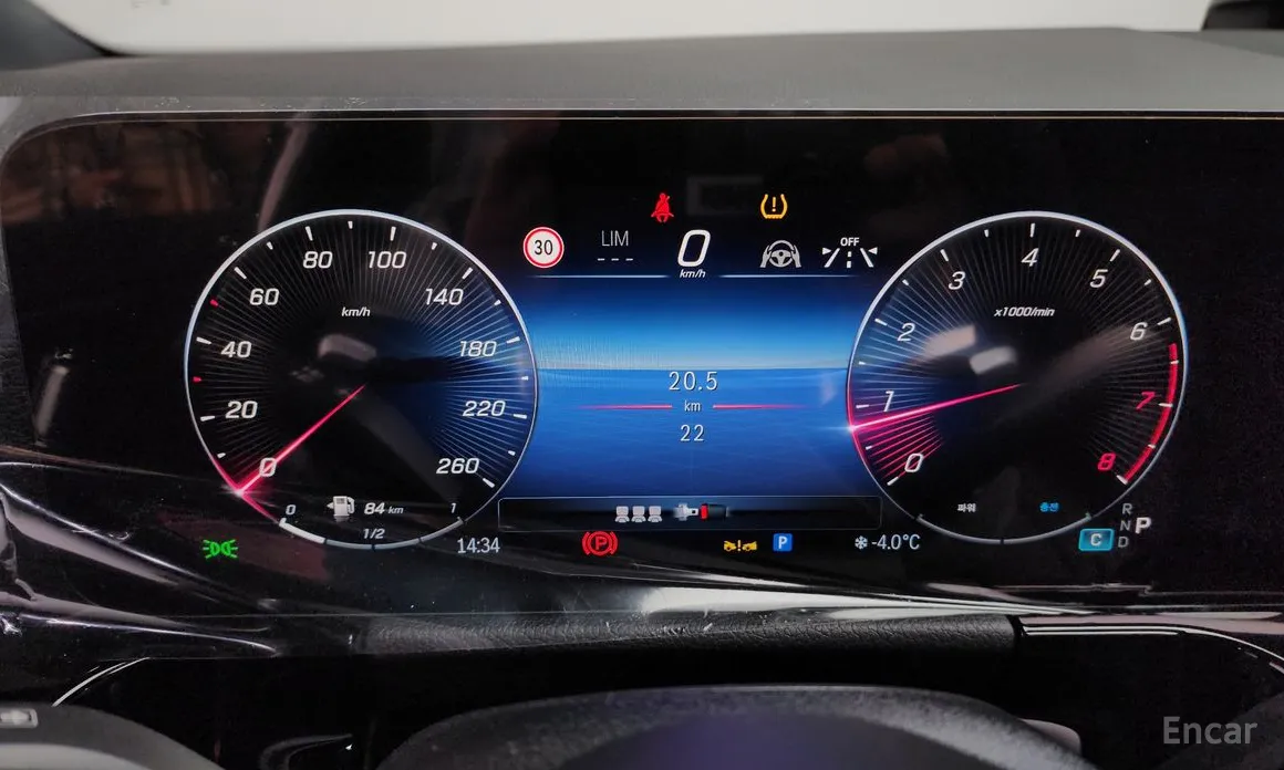 Mercedes-Benz GLA-Class 2020 GLA250 4MATIC