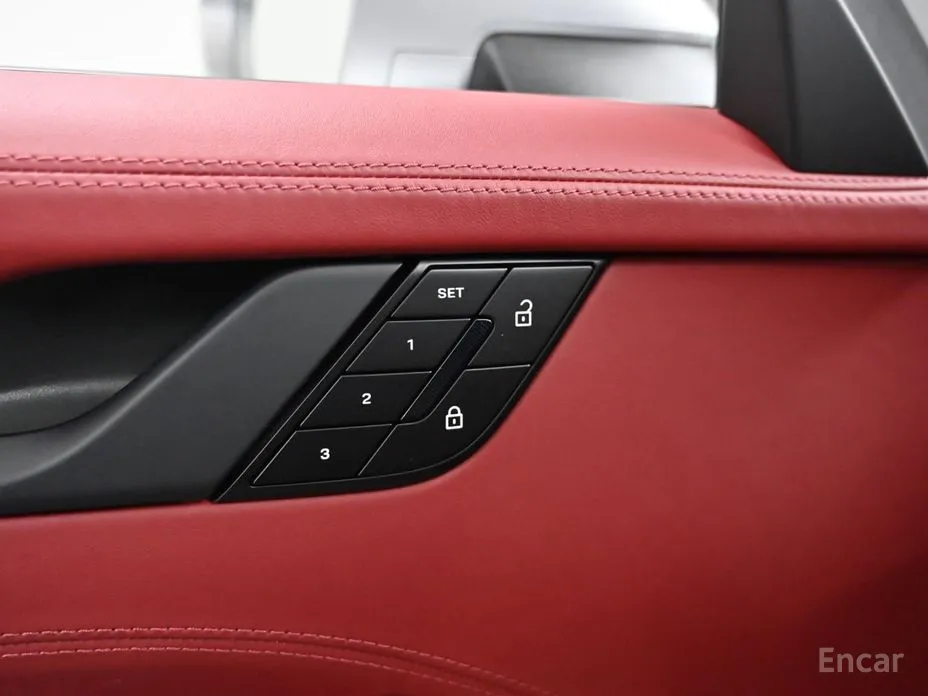 Porsche 911 2019 Carrera GTS