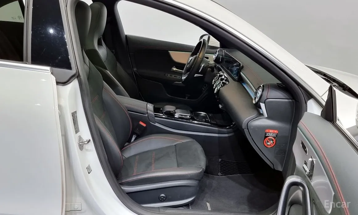 Mercedes-Benz CLA-Class 2020 CLA250 4MATIC