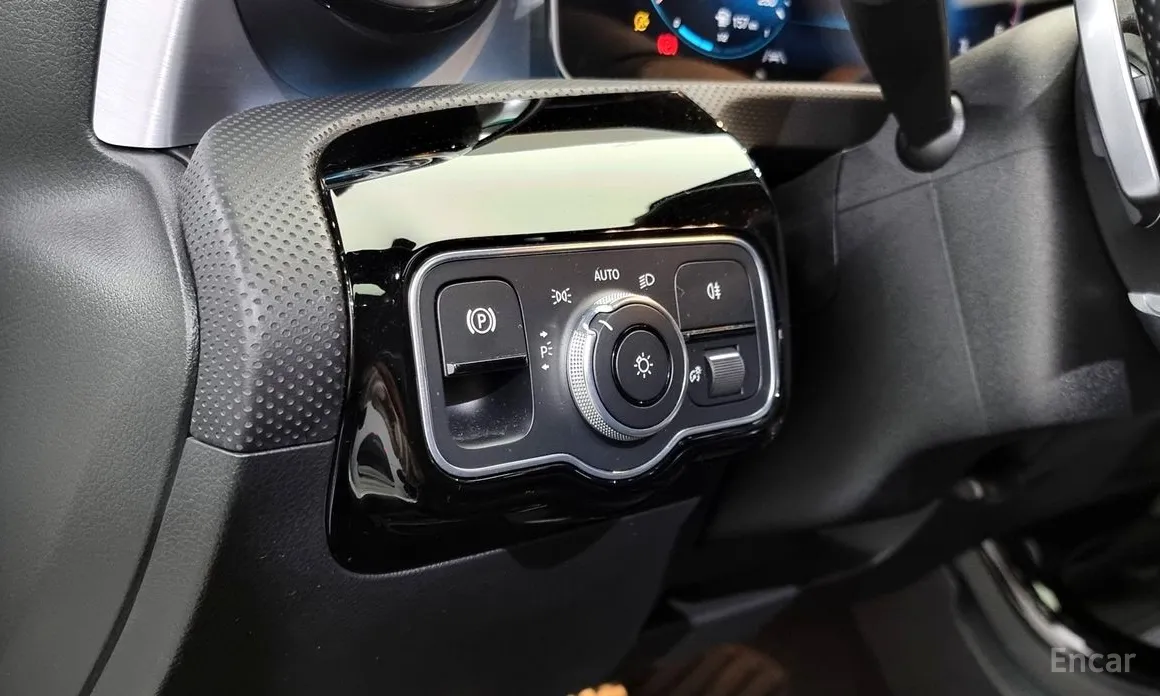 Mercedes-Benz CLA-Class 2020 CLA250 4MATIC