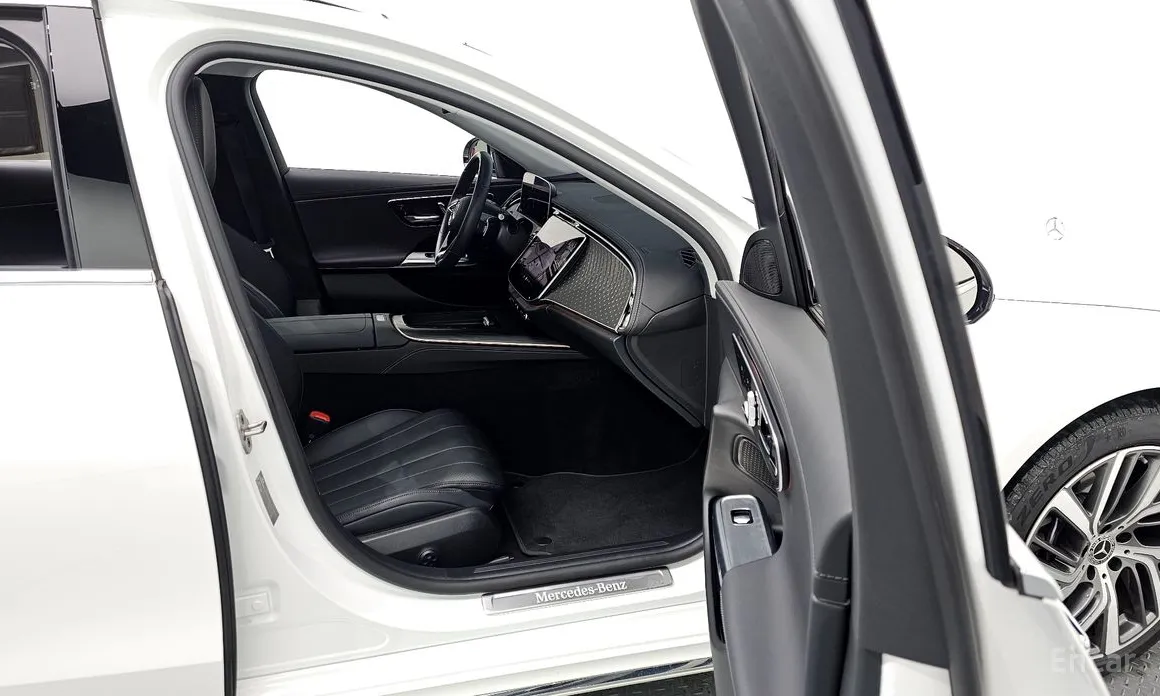 Mercedes-Benz E-Class 2024 E220d 4MATIC Exclusive