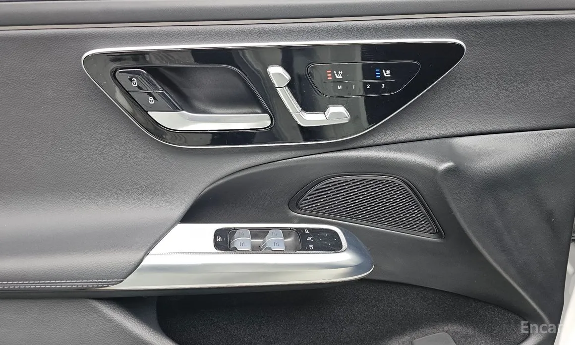 Mercedes-Benz E-Class 2024 E220d 4MATIC Exclusive