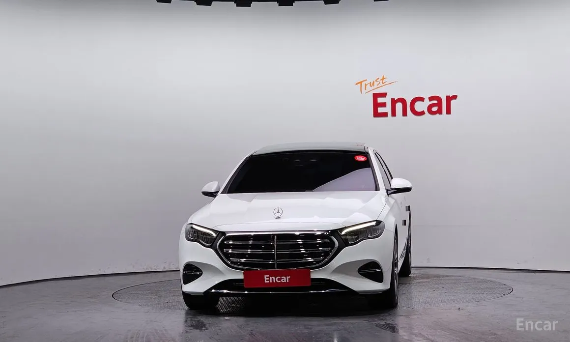 Mercedes-Benz E-Class 2024 E220d 4MATIC Exclusive