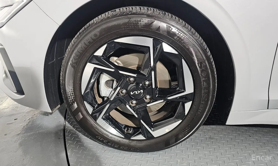 Kia K5 2023 2.0 LPi(Rent)