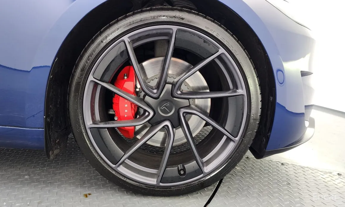 Tesla Model 3 2017 Performance