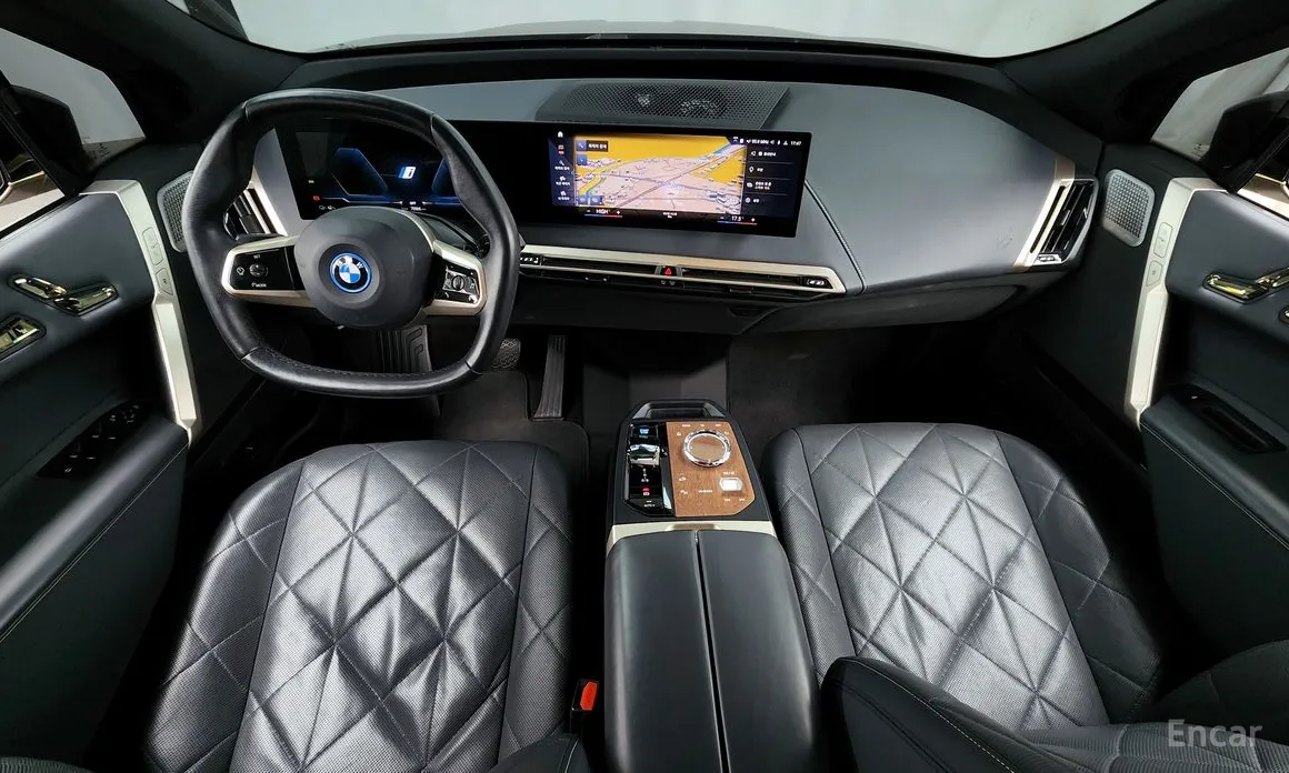 BMW iX 2021 xDrive40 First Edition