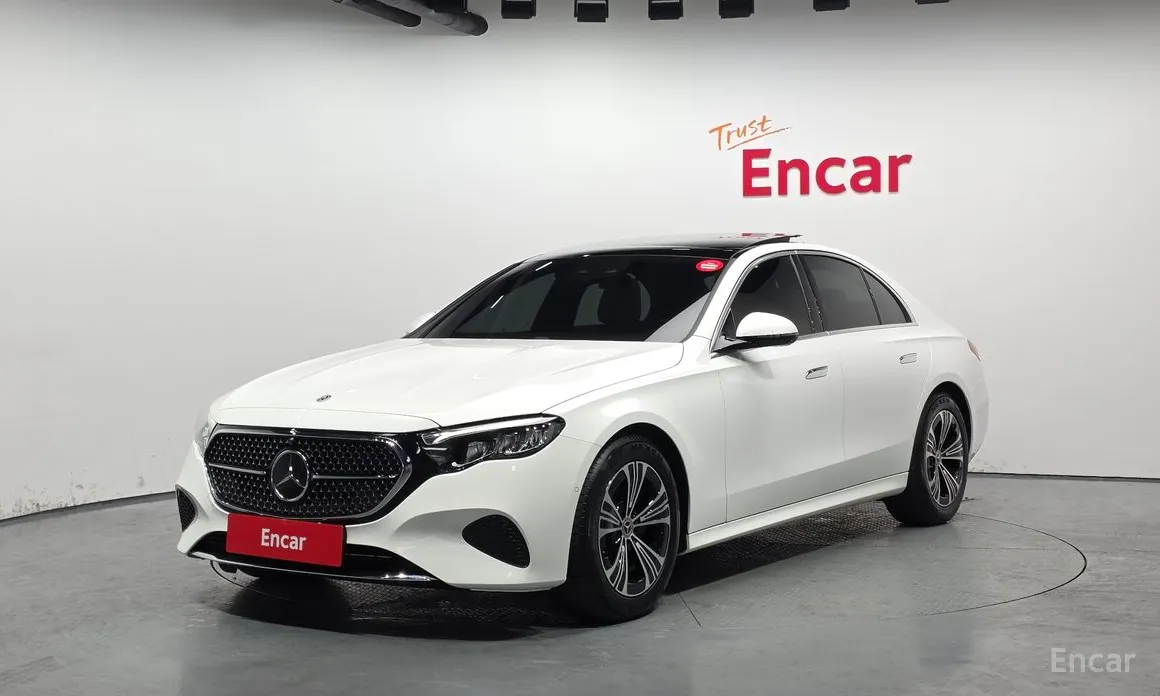 Mercedes-Benz E-Class 2024 E200 Avantgarde