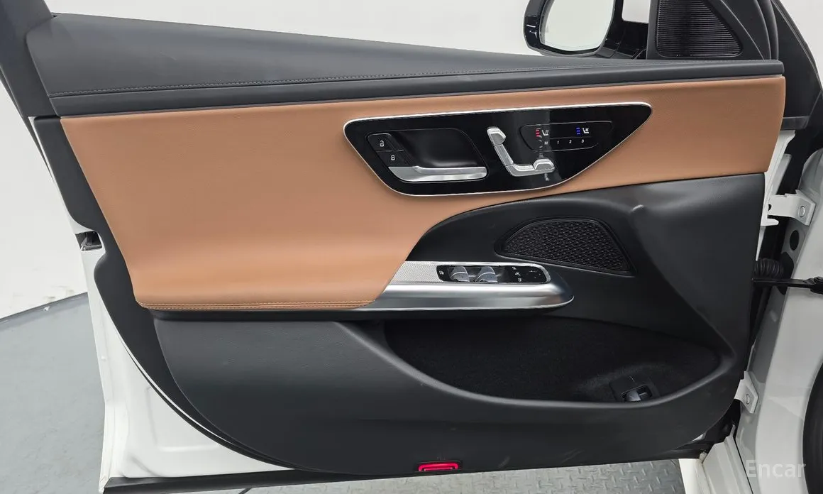 Mercedes-Benz E-Class 2024 E200 Avantgarde