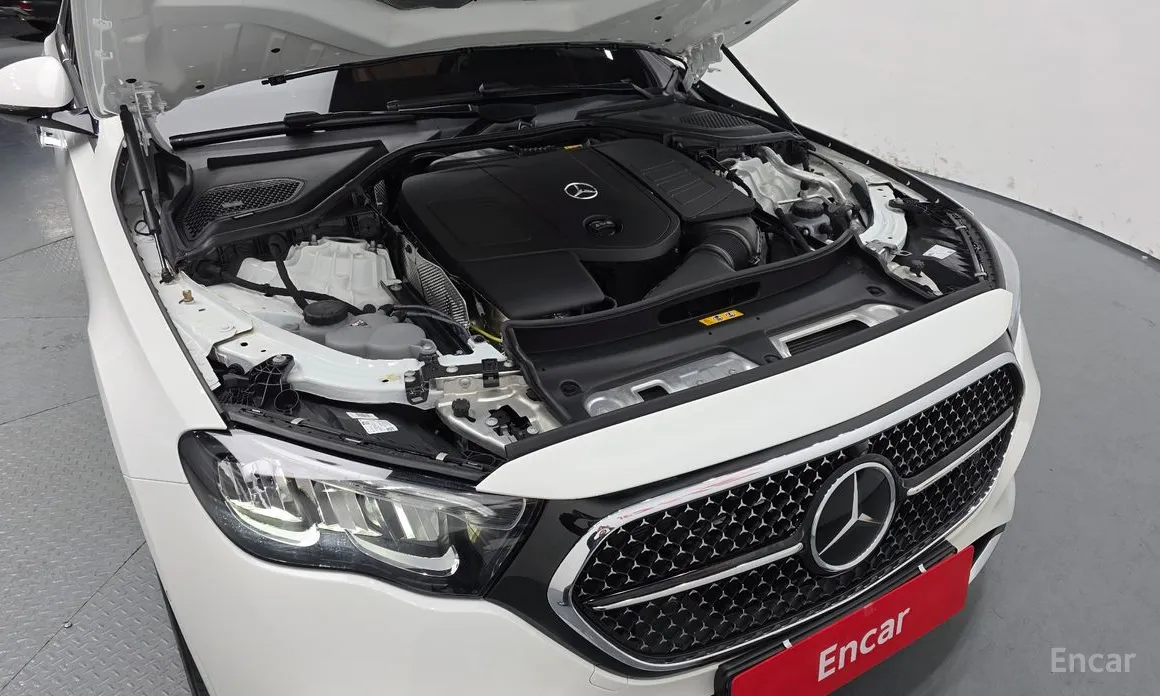 Mercedes-Benz E-Class 2024 E200 Avantgarde