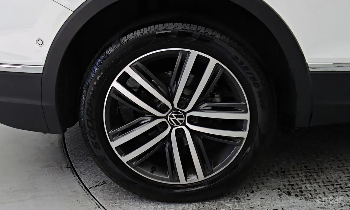 Volkswagen Tiguan 2018 2.0 TSI Prestige