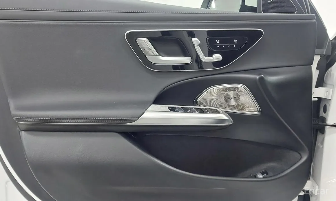 Mercedes-Benz E-Class 2024 E350e 4MATIC