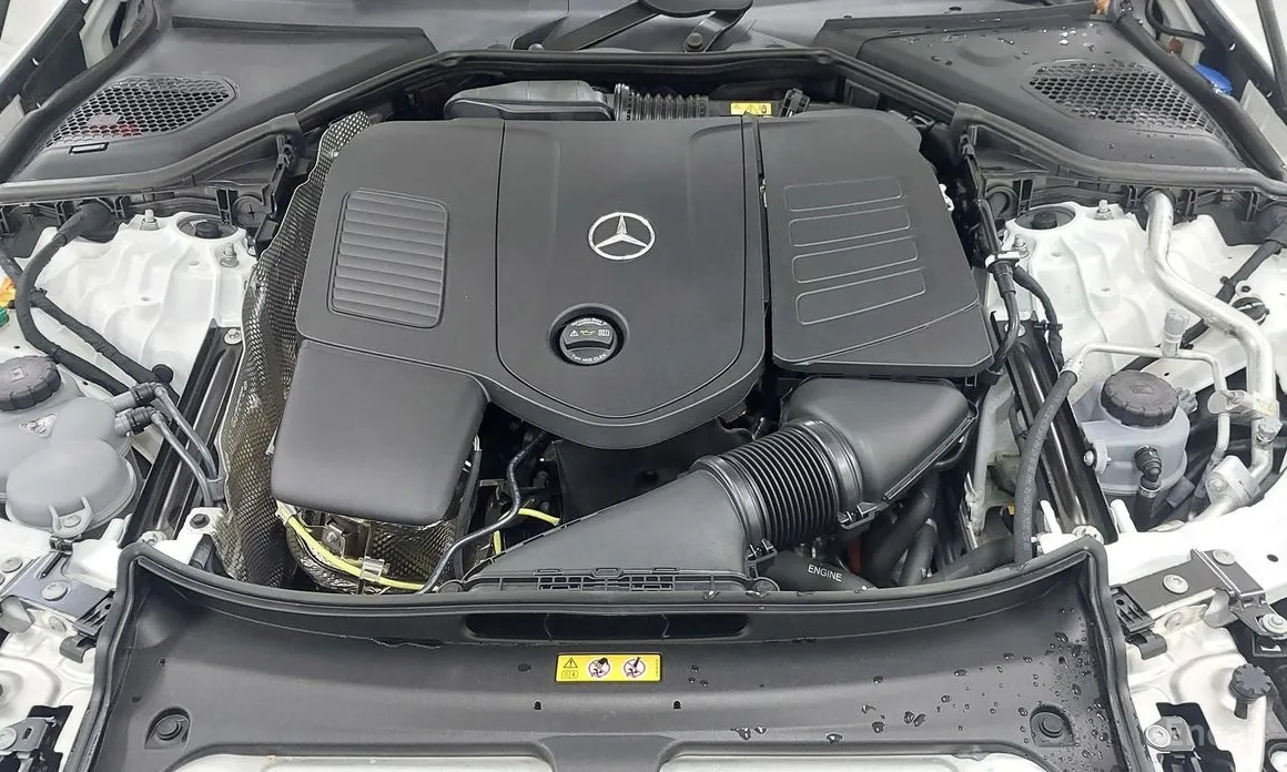 Mercedes-Benz E-Class 2024 E350e 4MATIC