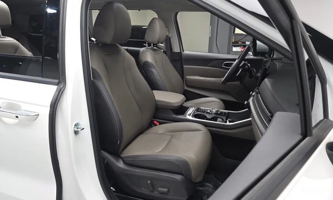 Kia Carnival 2023 Gasoline 9-Seater Noblesse