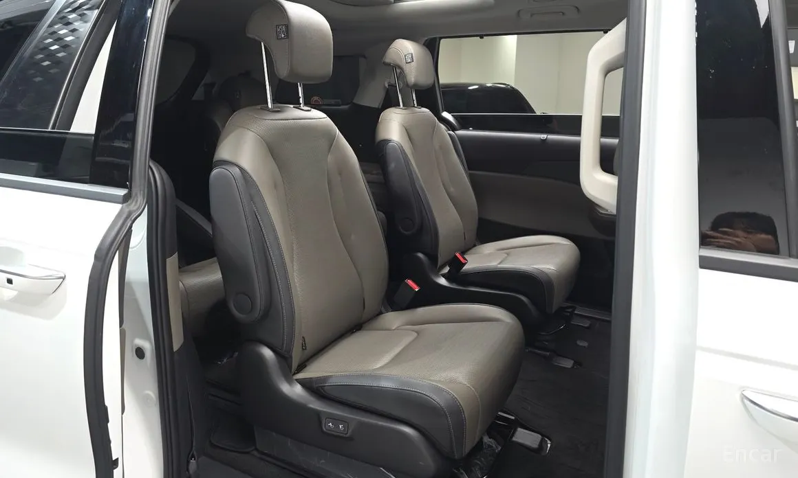 Kia Carnival 2023 Gasoline 9-Seater Noblesse