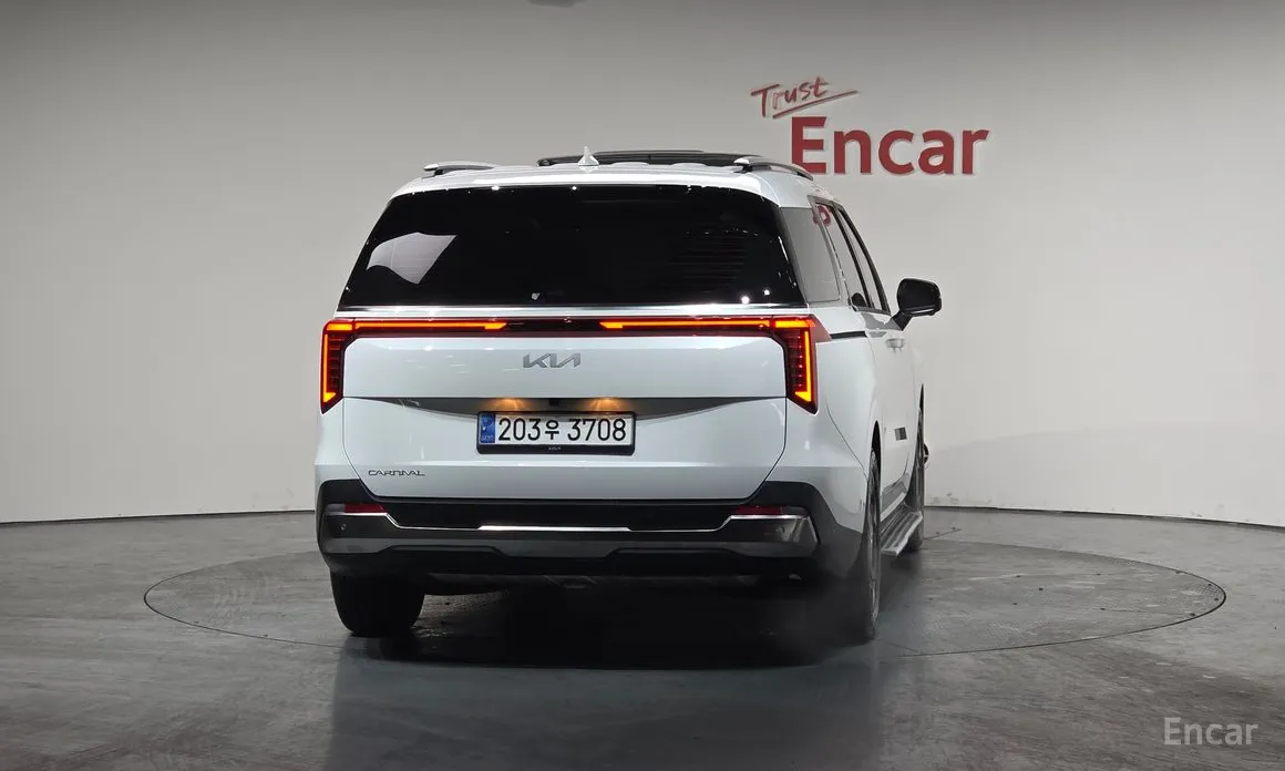 Kia Carnival 2023 Gasoline 9-Seater Noblesse