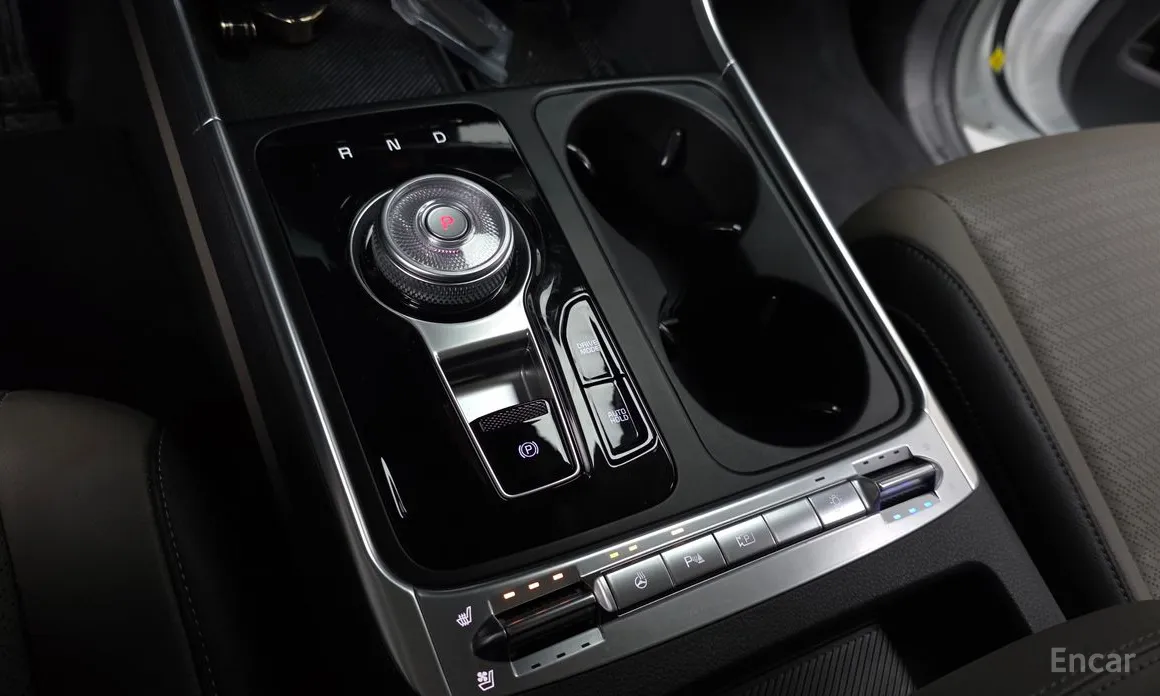 Kia Carnival 2023 Gasoline 9-Seater Noblesse