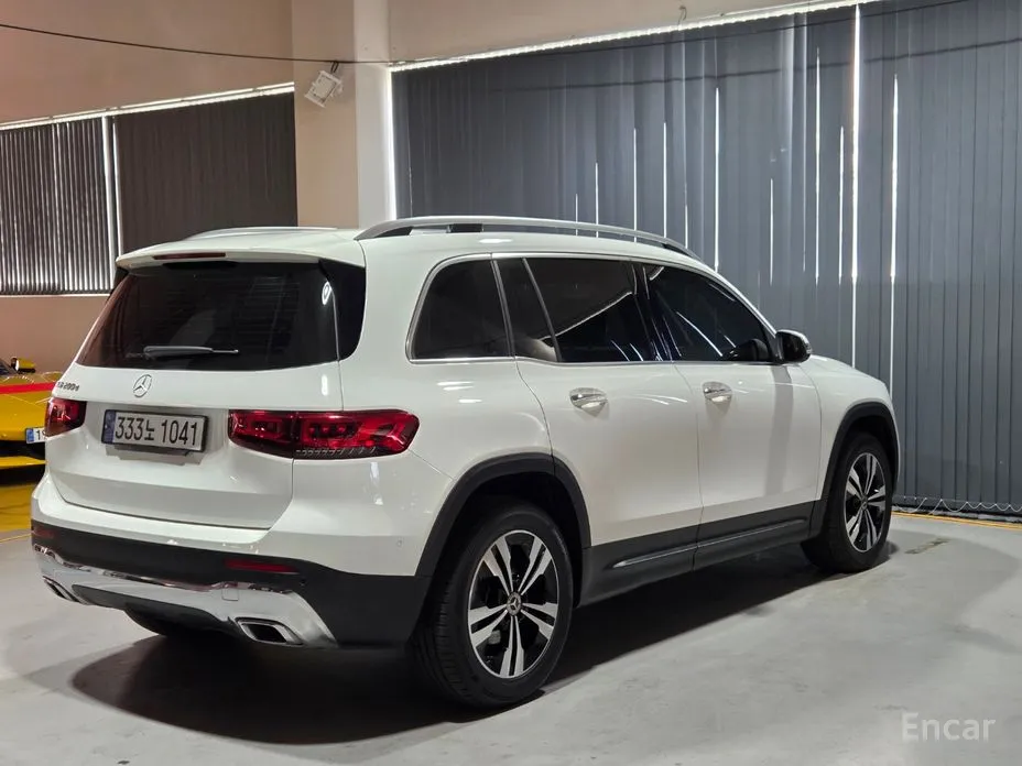 Mercedes-Benz GLB-Class 2020 GLB200 d