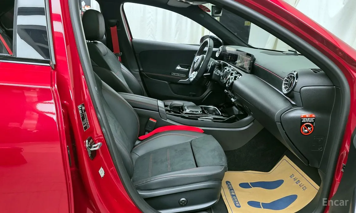 Mercedes-Benz A-Class 2019 AMG A35 4MATIC Sedan